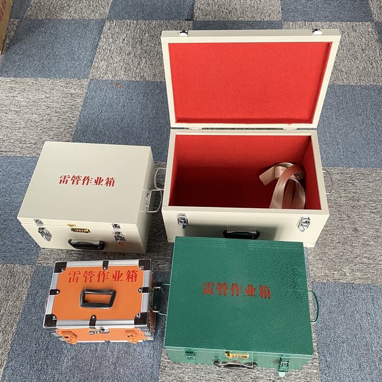 大涌镇爆破工程作业箱如何选择？玻璃钢与传统材质的全面对比